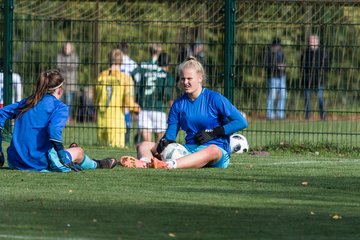 Bild 33 - B-Juniorinnen Hamburger SV - FC Neubrandenburg 04 : Ergebnis: 3:1